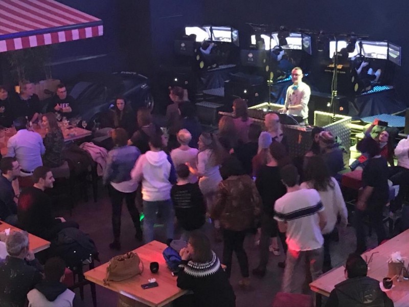 Privatiser le bar Le Quinze pour organiser un événement privé à proximité de Lyon